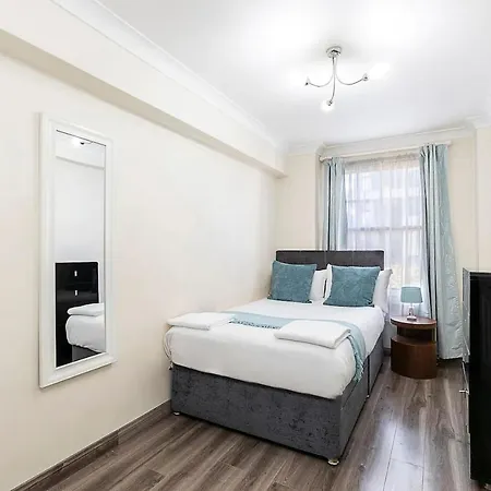 公寓 Book Now! Apt X4 A Few Steps From Valentino'S Park *