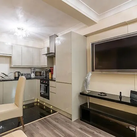Book Now! Apt X4 A Few Steps From Valentino'S Park * Turin
