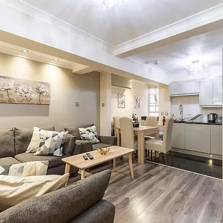 公寓 Book Now! Apt X4 A Few Steps From Valentino'S Park *