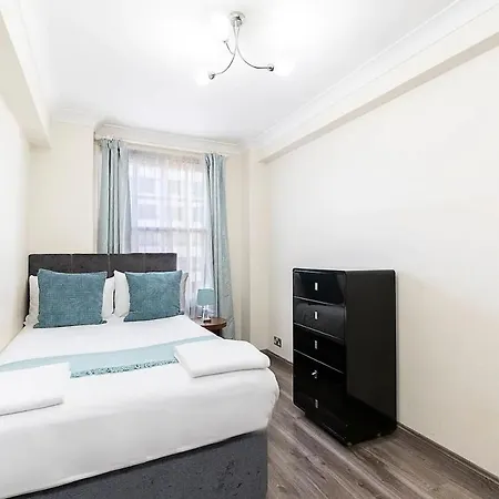 Book Now! Apt X4 A Few Steps From Valentino'S Park 公寓