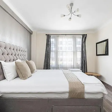 公寓 Book Now! Apt X4 A Few Steps From Valentino'S Park *