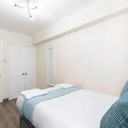 Book Now! Apt X4 A Few Steps From Valentino'S Park 公寓