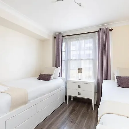 Book Now! Apt X4 A Few Steps From Valentino'S Park 都灵